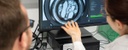 Lungenforschung: Kontrolle von kultiviertem Lungengewebe im Exzellenzcluster CPI (Cardio Pulmonary Institute). Foto: Rolf K. Wegst