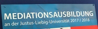 Teaser: Schild mit der Aufschrift Mediationsausbildung