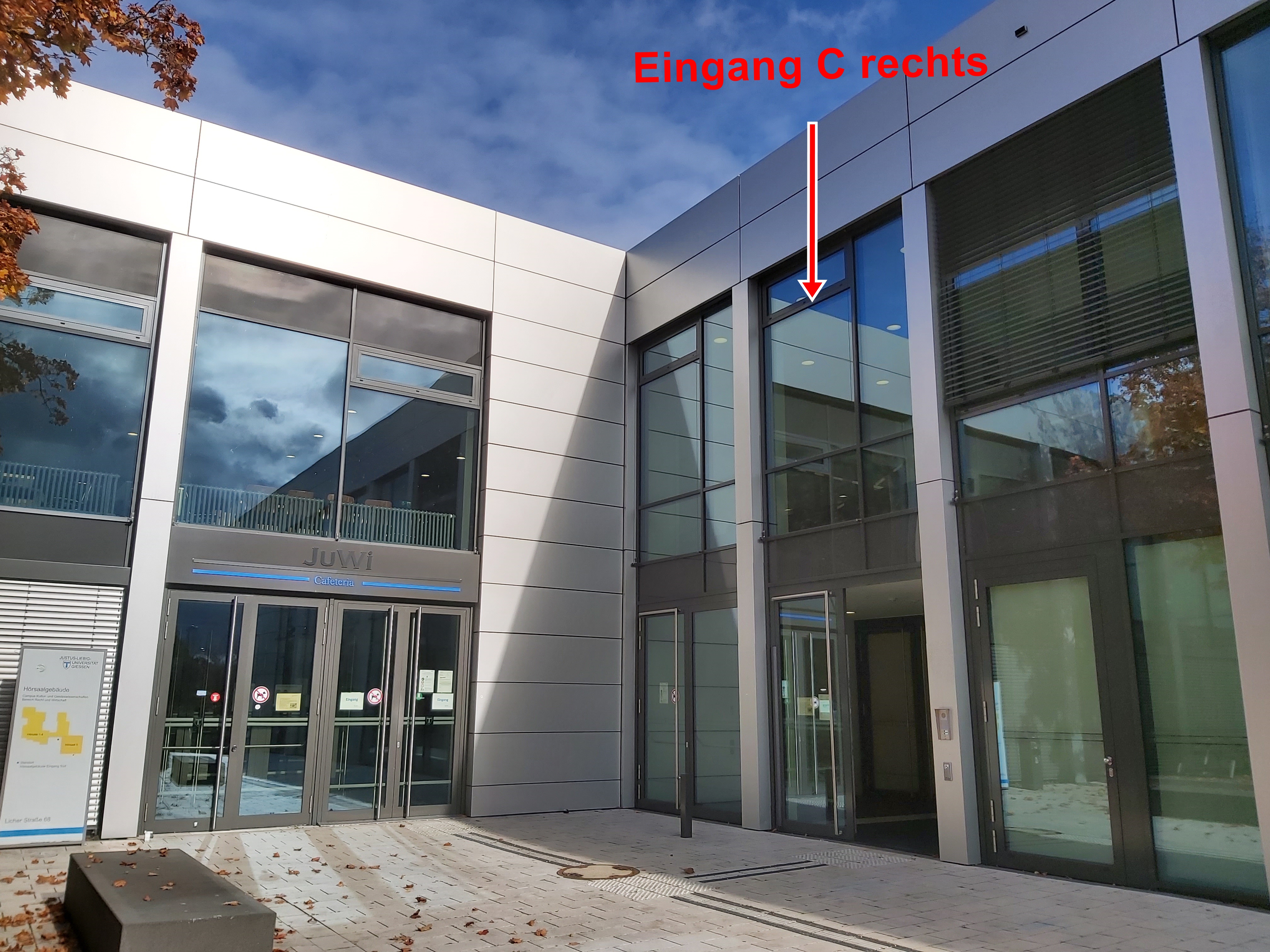 Wegeleitsystem - Eingang C (rechts)