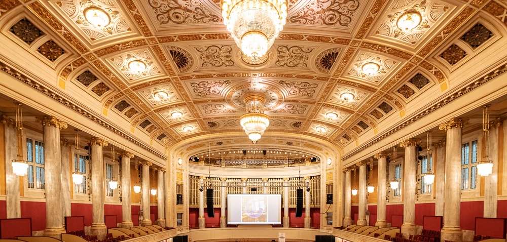 Konzerthalle.jpg