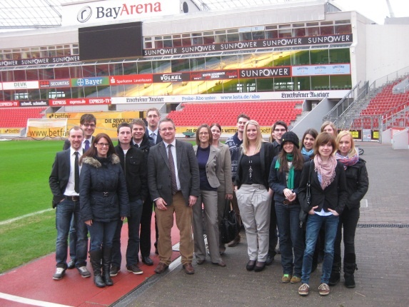 3 Seminar und Stadionführung.jpg