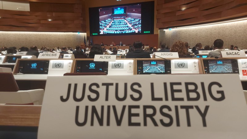 JLU präsentiert Forschungsergebnisse an einem Side Event der Neunten Überprüfungskonferenz der Biowaffenkonvention