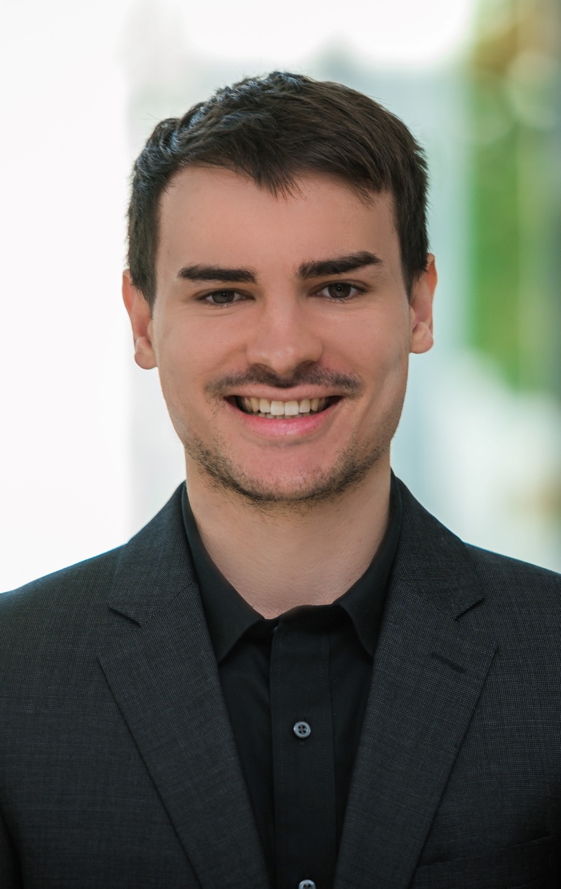 JN_Potrait2021.png