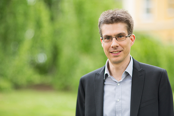 Prof. Dr. Frank Walter
