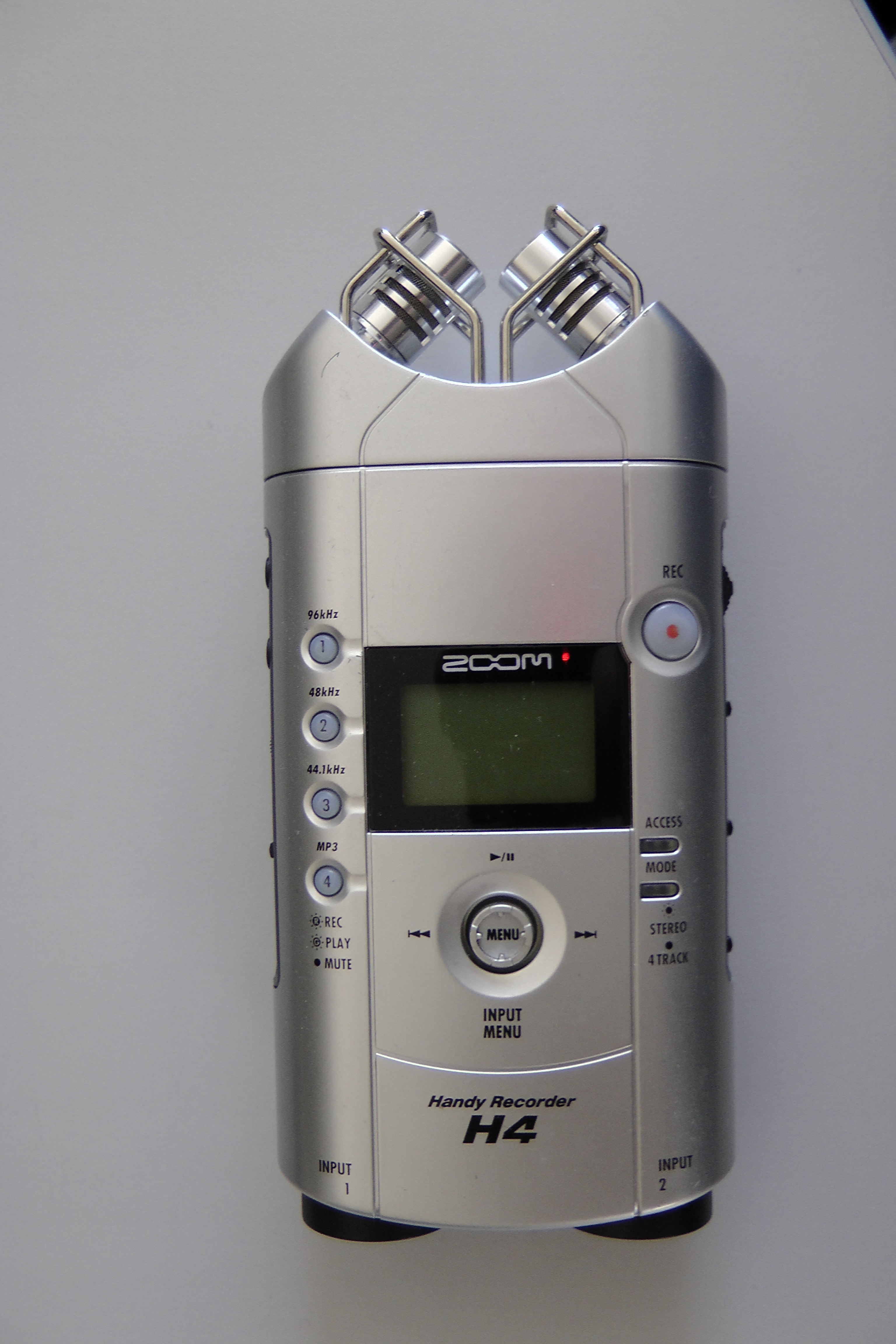 ZoomH4