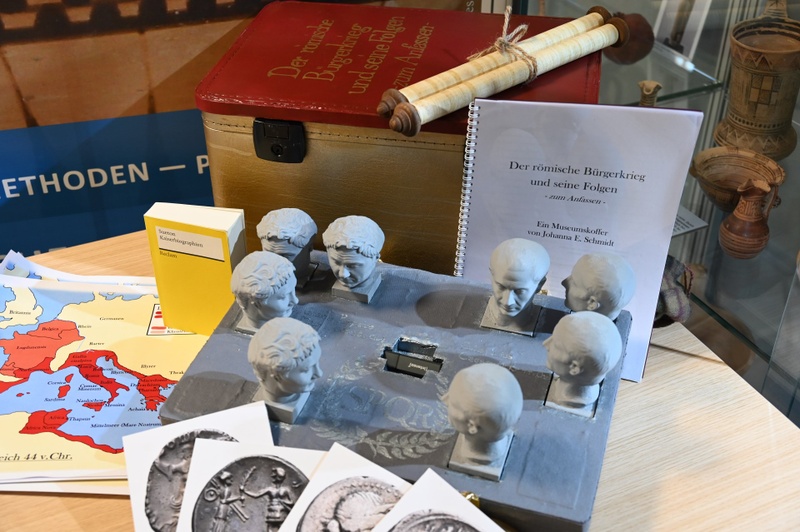 Museumskoffer_Bürgerkrieg.jpg
