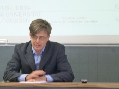 Prof. Dr. Carlos Kölbl