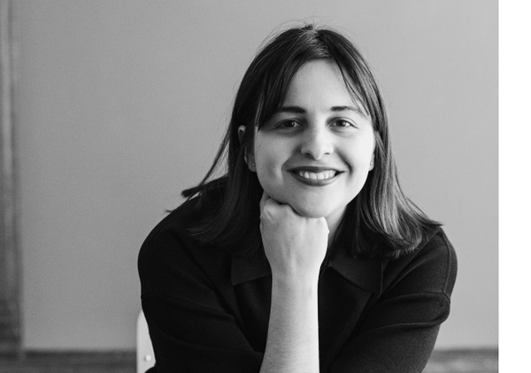 Portraitfoto unserer Lehrbeauftragten Luna Ragheb