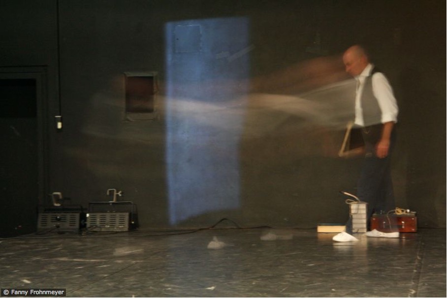 APPROPRIATION.PARASITEN.KRAPP'S LAST TAPE. (AT)
