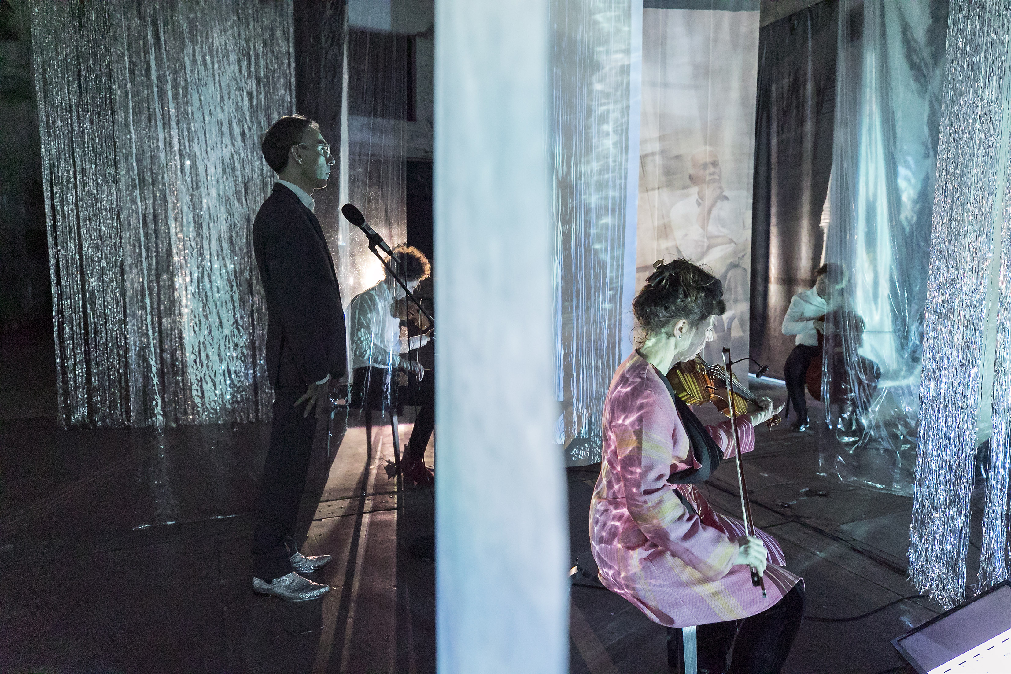Atlaswirbel | Container (c) David Baltzer