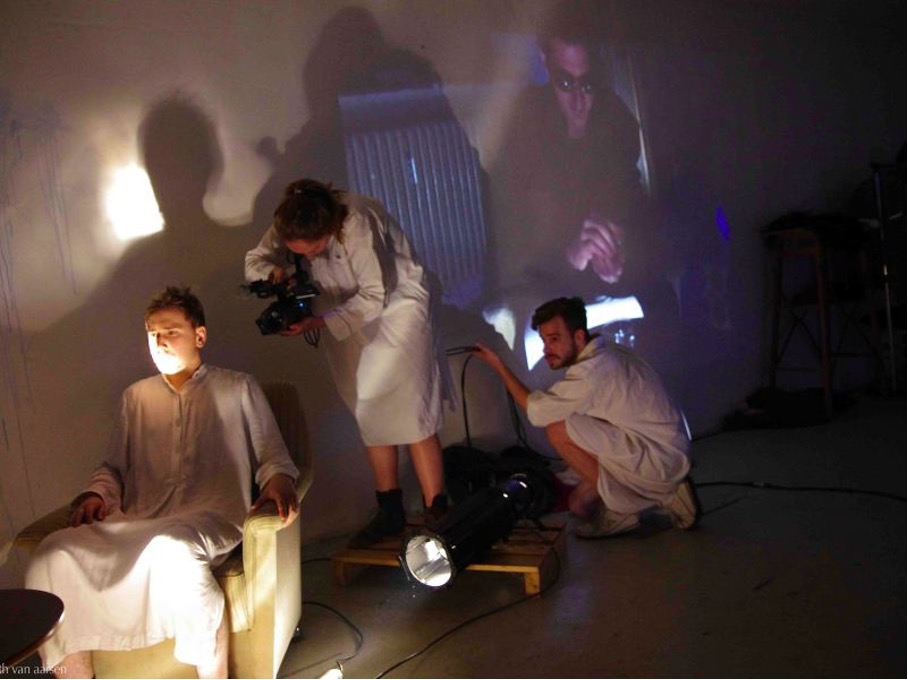 KLEINE TERROR AKTE - the revolution will be televised