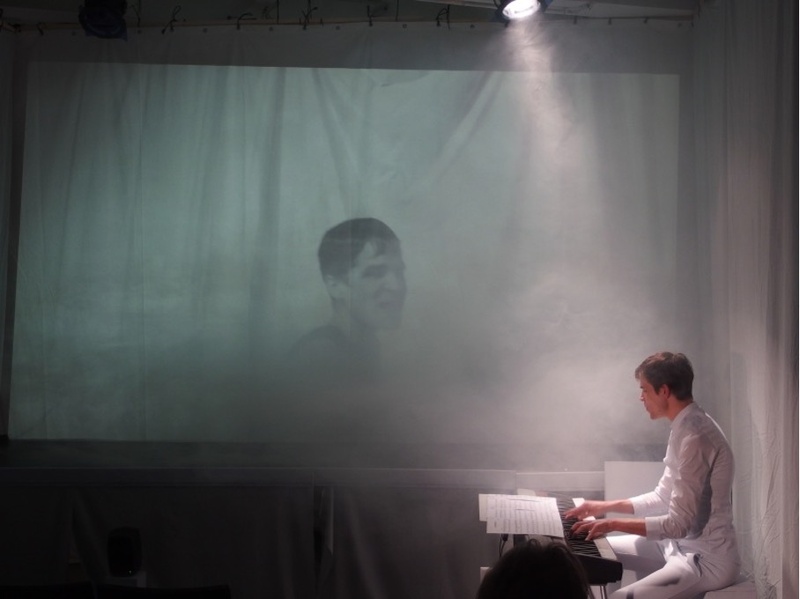 The Living Theatrograph