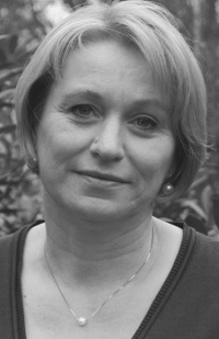 Cornelia Glaser