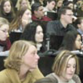 Vorlesungssaal mit Studierenden