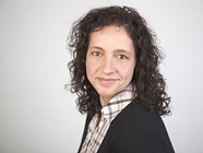Schmuckgrafik: Porträt: Pilar Diz Núñez