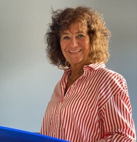 Schmuckgrafik: Porträt: Maike Homberger