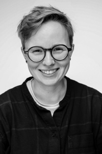 Schmuckgrafik: Porträt: Marie-Theres Stickel