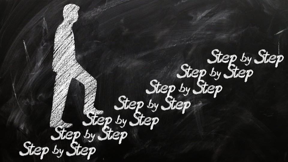 step-by-step-6655274_960_720.jpg