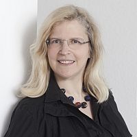 Prof. Dr. Christiane Hermann, Dekanin FB 06