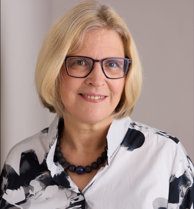 Prof. Dr. Christiane Hermann, Dekanin FB 06 ...