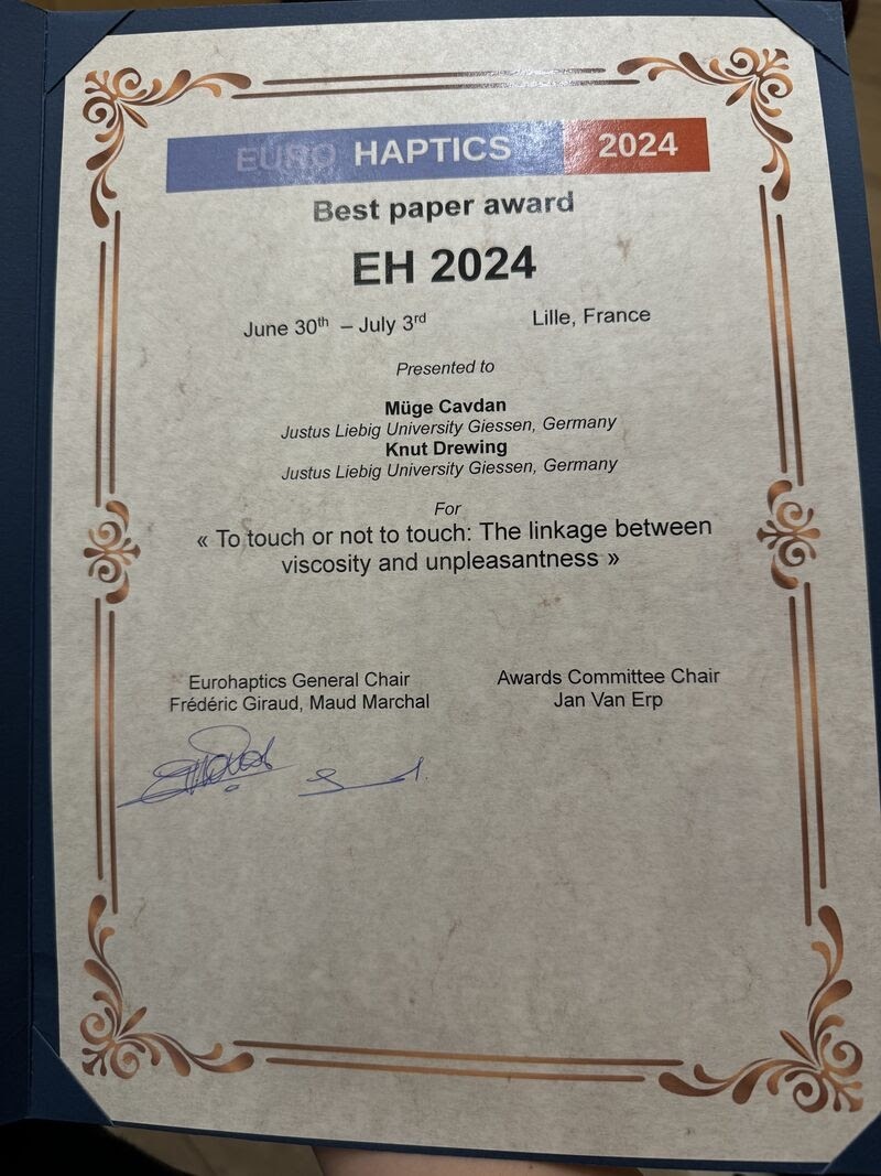 Müge award.jpeg