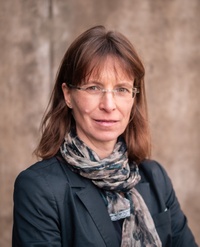 Prof. Dr. Verena Oesterhelt