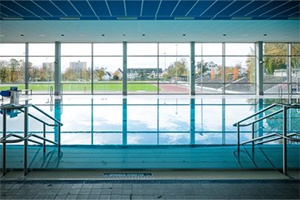 Schwimmbad.jpg