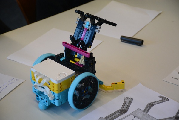FLL4.jpg