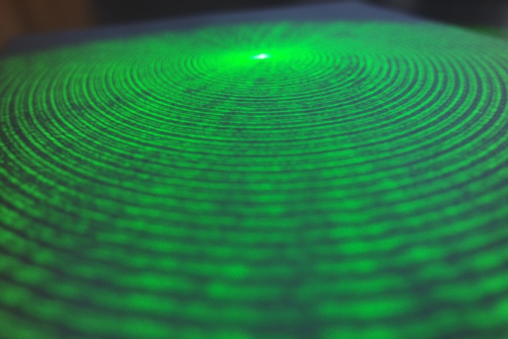 Laser