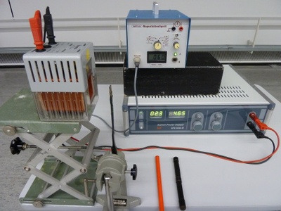 Materie im Magnetfeld (Hall-Sonde) 01