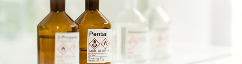 Chemikalienflaschen