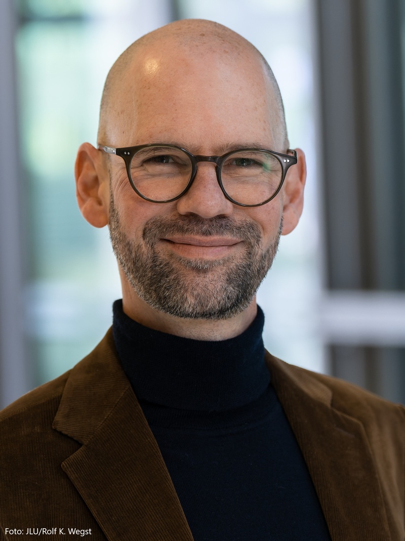 Sirgurd_Foto JLU  Rolf K. Wegst.jpg