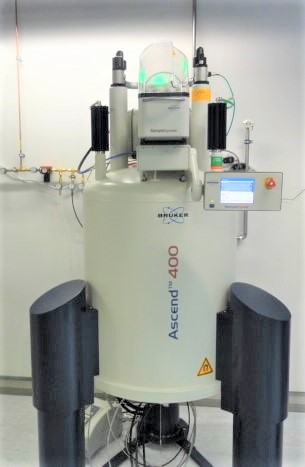 AV400.jpg