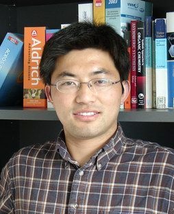 Zhiguo Zhang