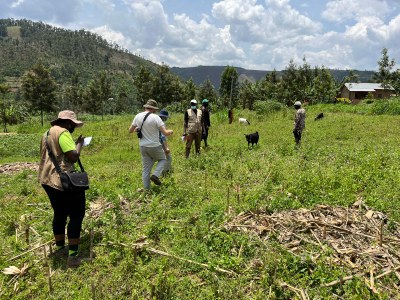 Feldarbeit in Ruanda für das UPSCALE-Projekt