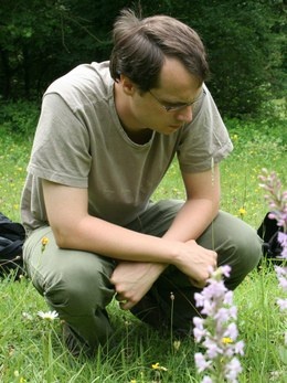 Dr. Frank Jauker Dr. Frank Jauker