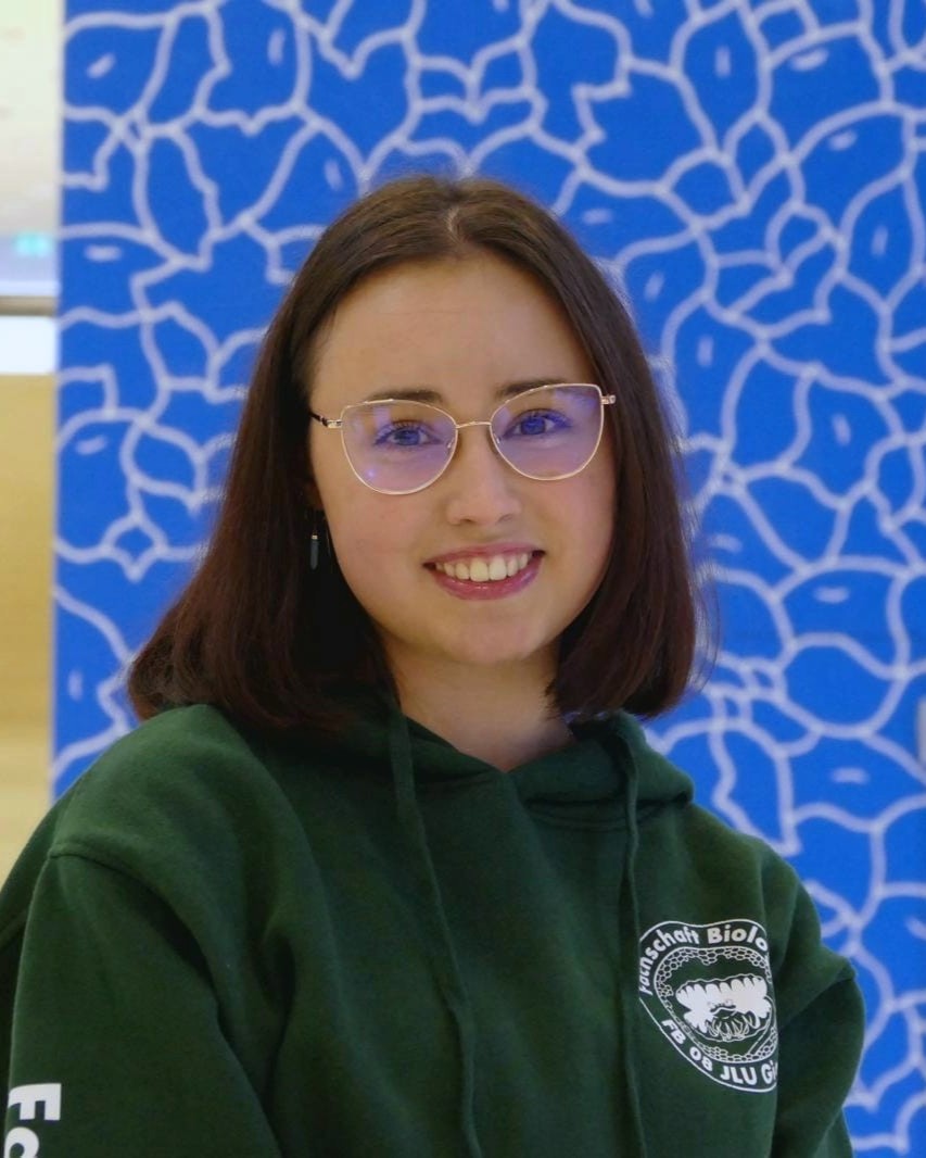 Leonie.jpg