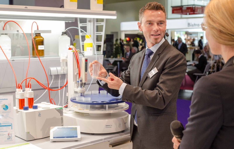 analytica2016LiveLab1.jpg