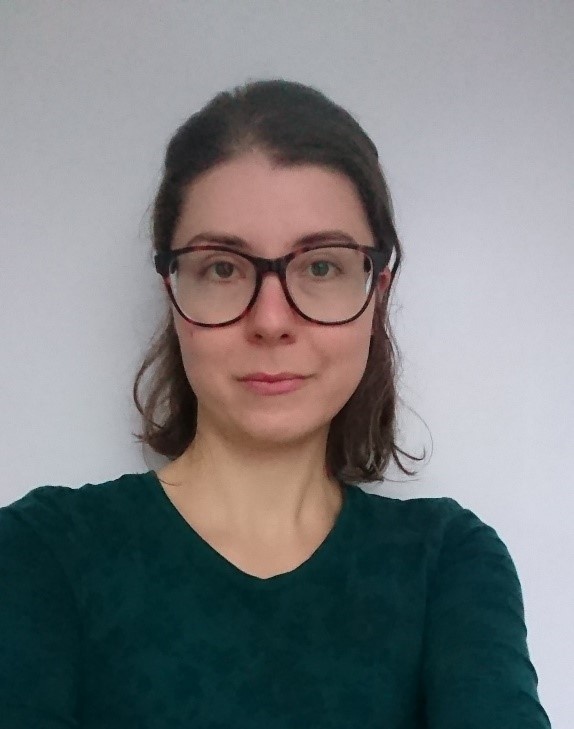 Corinna_neu.jpg