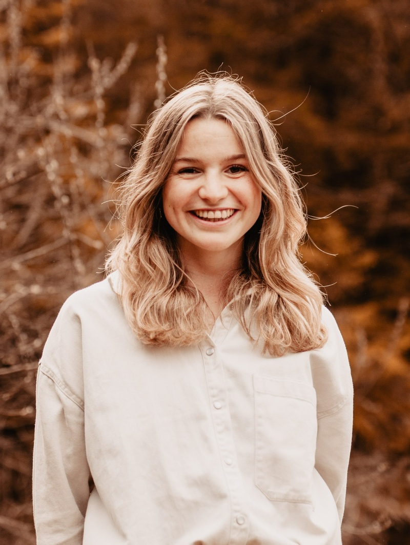 Tabea J. Grebe