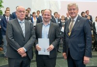 André Große-Stoltenberg erhält Helmuth-Lieth-Preis	