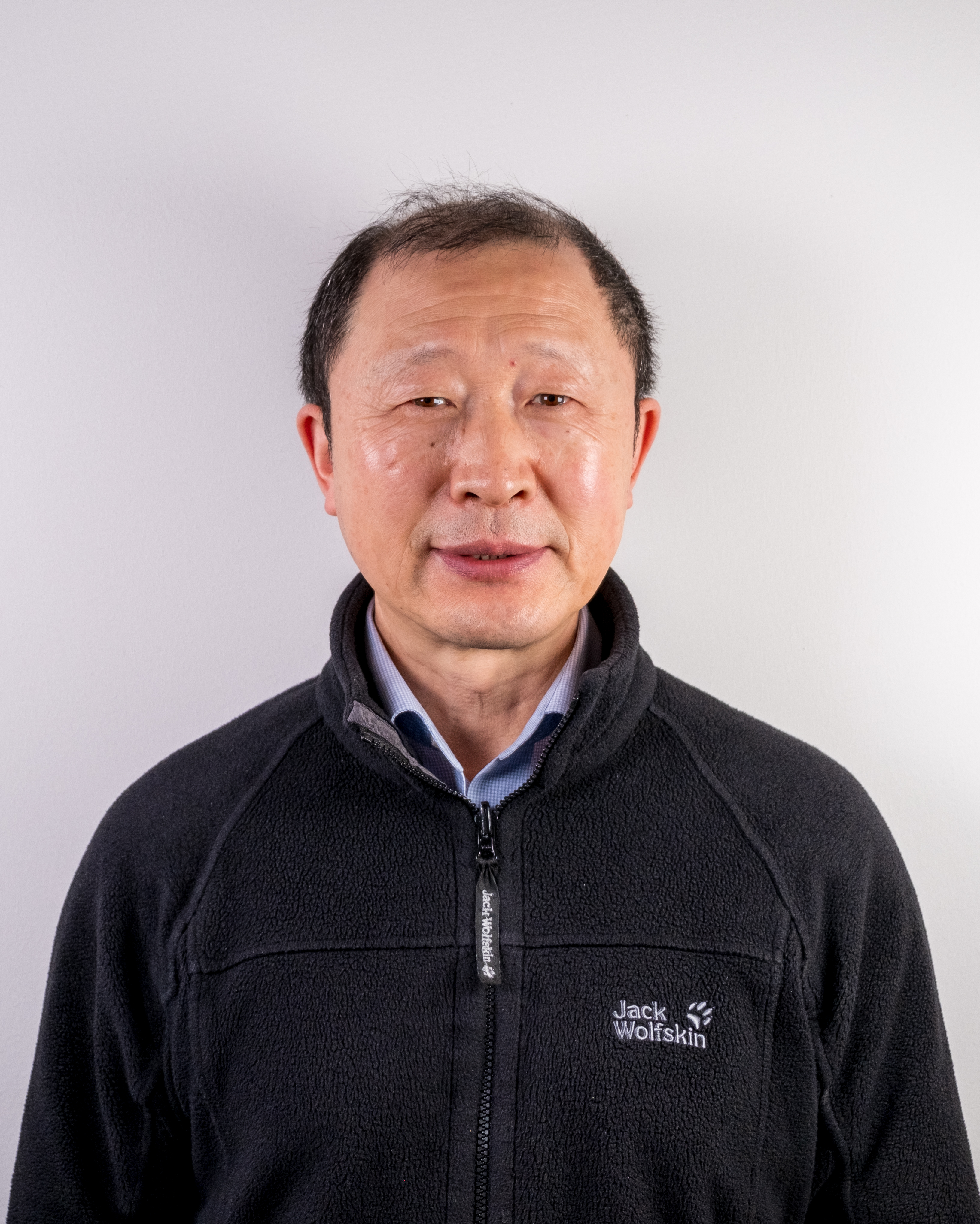 Feng Yan
