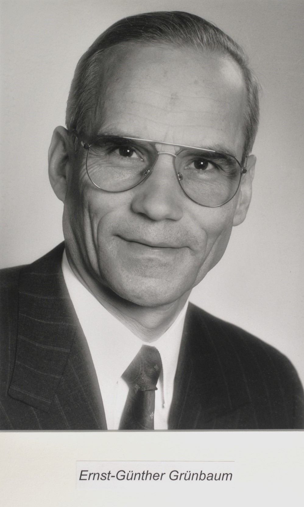 Gruenbaum_Ernst_Guenther_2002