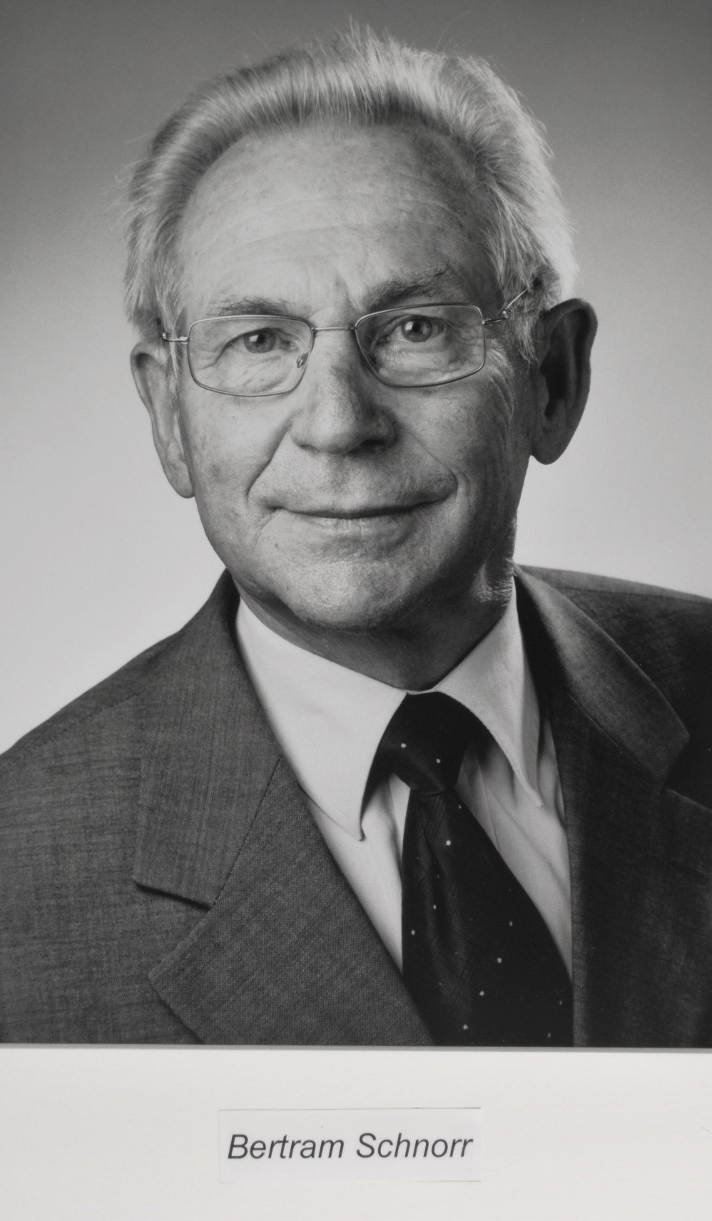 Schnorr_Bertram_1997