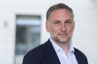 Prof. Philipp Olias Dipl. ECVP Professor Philipp Olias Diplom ECVP
