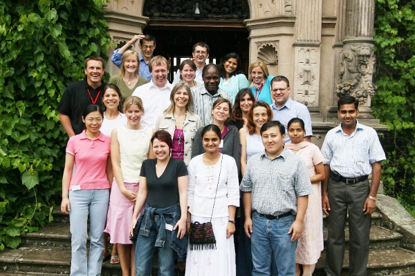group2004.jpg