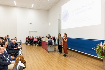 Würdigung des Wahlfachs "Klimasprechstunde", Vorstellung: Magdalena Maurer und Lisa Nieberle