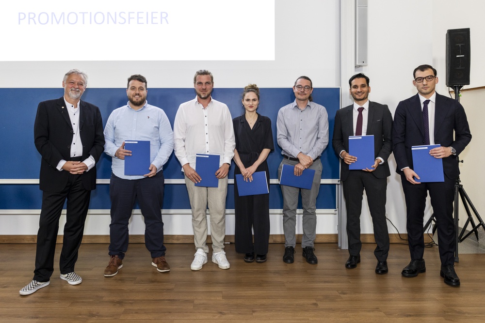 Überreichung der Promotionsurkunden