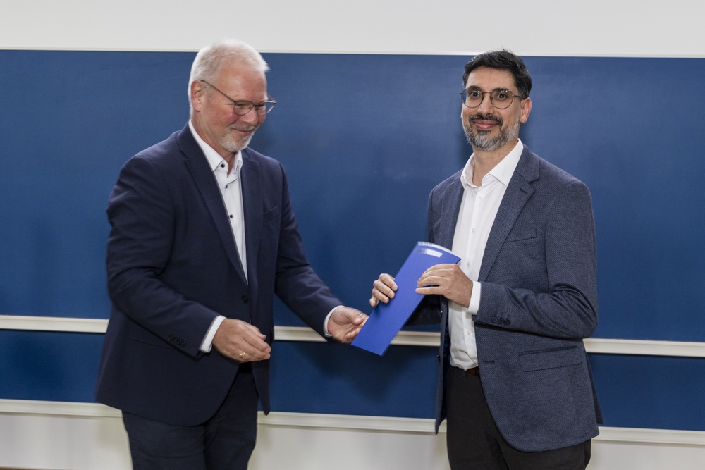 Überreichung der Ph.D.-Urkunden
