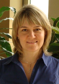 Dr. Monika Fijak